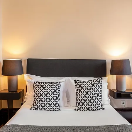 Near Ribeira Do * Porto