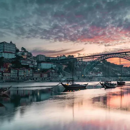 Near Ribeira Do * Porto