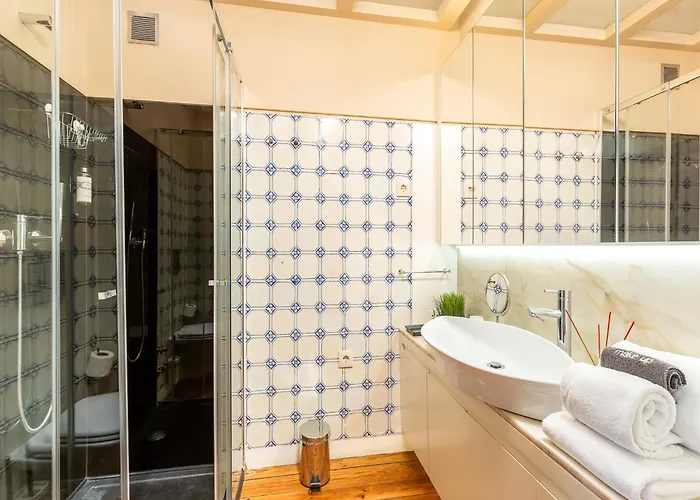 Near Ribeira Do Apartman Porto